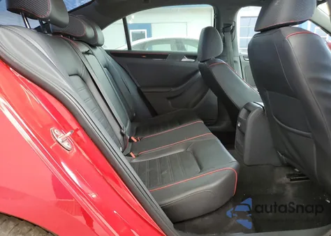 2015 Volkswagen Jetta Gli from USA, damaged, VIN 3VW4S7AJ9FM417079